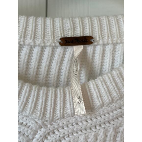 FREE PEOPLE Downtown Ribbed Assymetric Hem Sweater Sz M - Picture 4 of 6